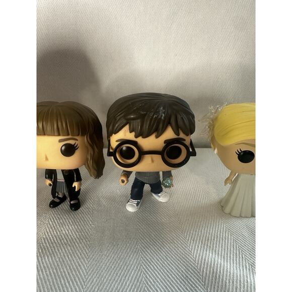 Harry Potter funko pop lot (7) Harry, Hermione, Ron, Hagrid, Dumbledore, More - Picture 3 of 6